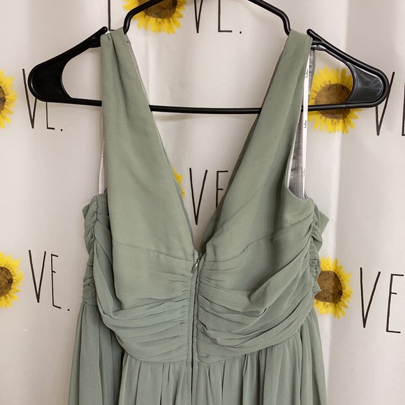 Lulu’s Easy To Love You Sage Brush Twist-Front Dress with Pockets - Picture 15 of 16